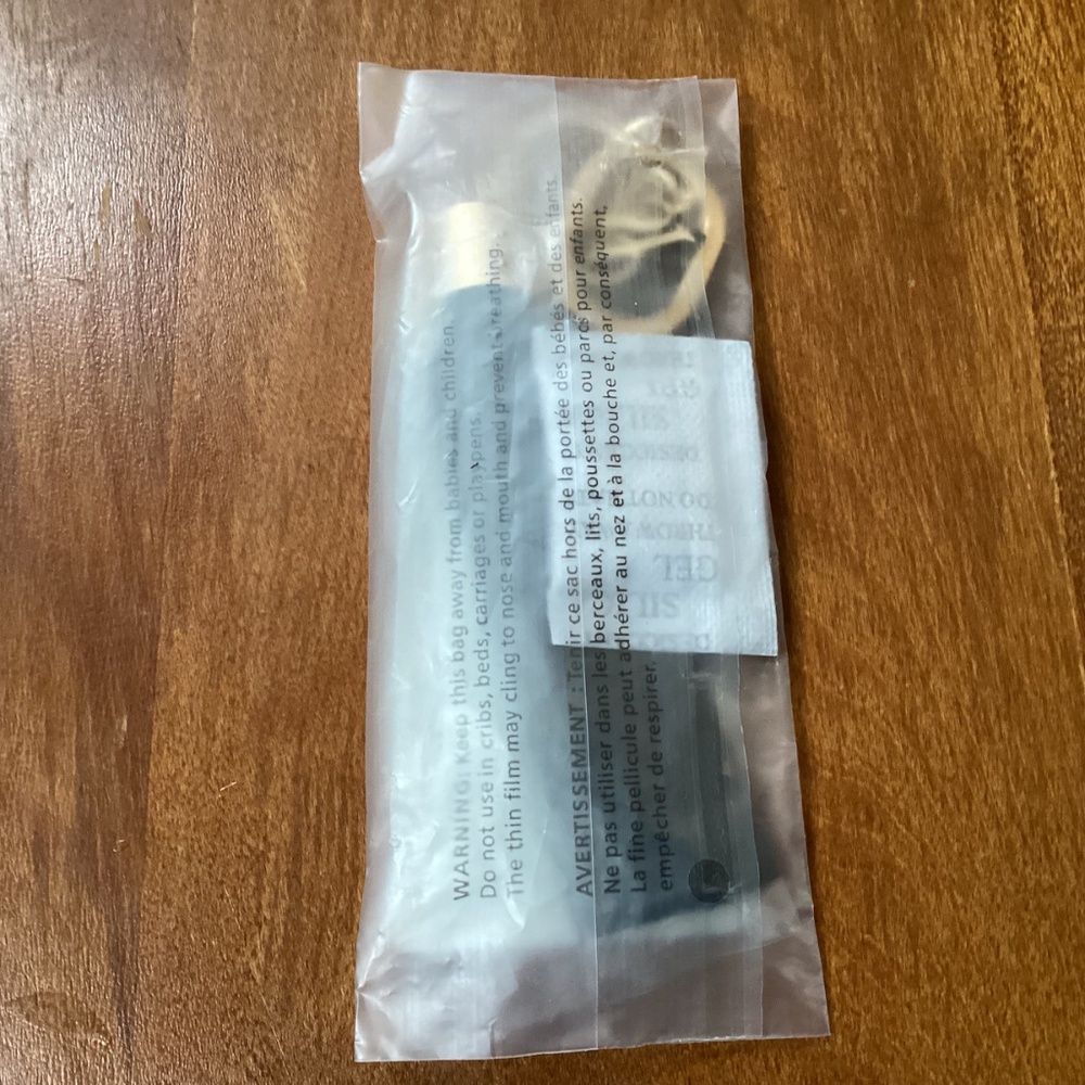 Victoria’s Secret Tassel Bag Charm Keychain Black NEW - Picture 4 of 5
